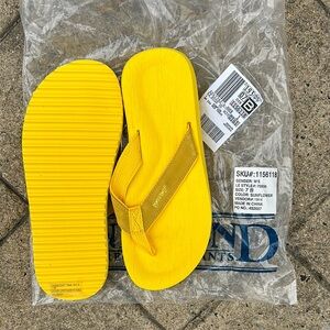 Land's End, Women's Size 7, Sunflower Yellow Eva Web Thong